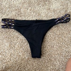 L Space black bikini bottoms itsy cut medium